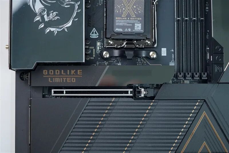 超神十年终极进化！微星MEG X870E GODLIKE X EDITION主板评测：AMD最强音 没有之一