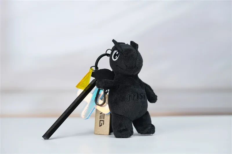 超神十年终极进化！微星MEG X870E GODLIKE X EDITION主板评测：AMD最强音 没有之一