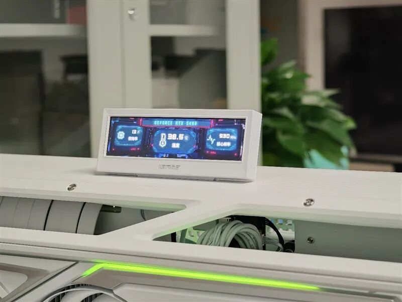 满血塞进RTX 5080与锐龙9 9950X3D!七彩虹iGame LAB Vulcan Armor火神战甲定制主机评测:地表最强ITX主机
