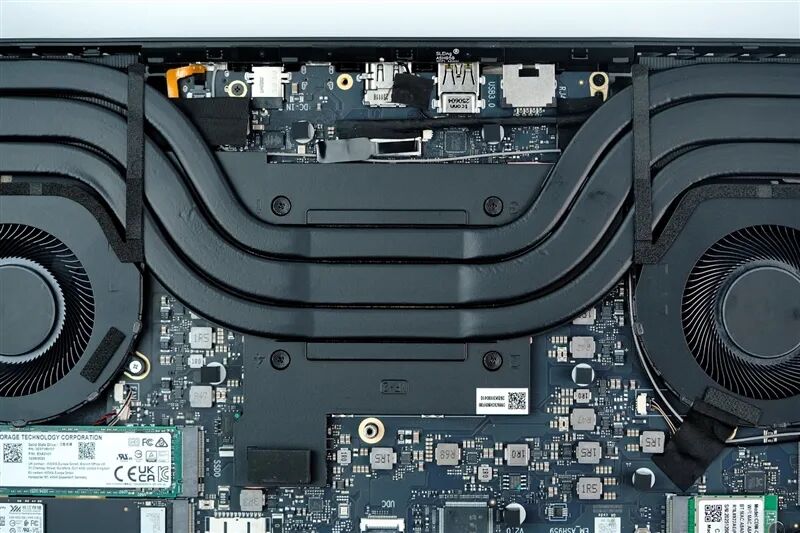 96GB显存运行230B大模型!七彩虹灵创K16笔记本评测:160W性能释放 AMD锐龙AI Max+ 395加持全能移动AI工作站