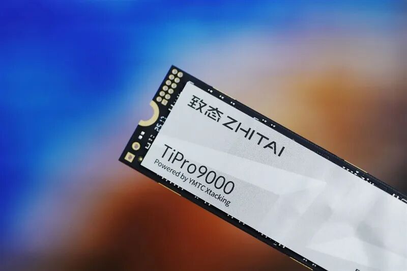 晶栈4.0闪存立威!长江存储致态TiPro9000 2TB SSD评测:缓外写入超4GB/s独一档