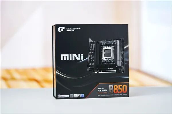 小体积不将就！七彩虹iGame B850I MINI OC V14主板评测：同级唯一异步超频 一键释放X3D满血性能