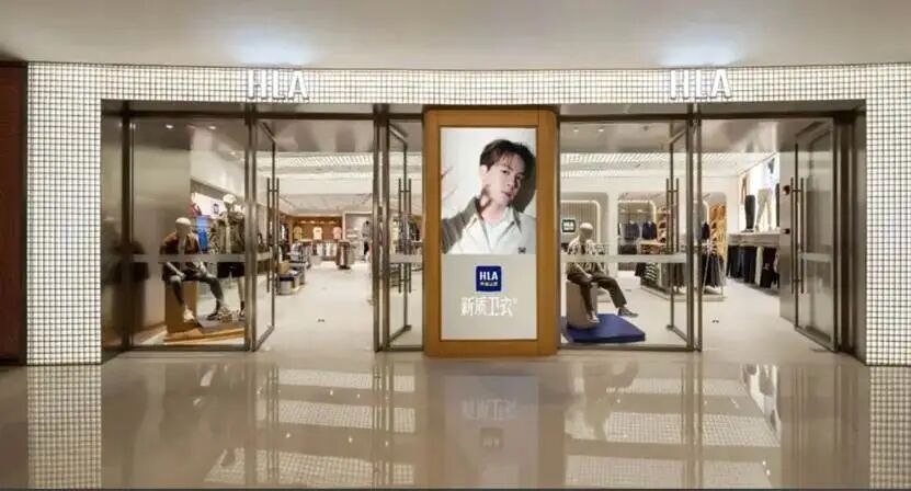 房间里有窗户AI 生成的内容可能不正确。