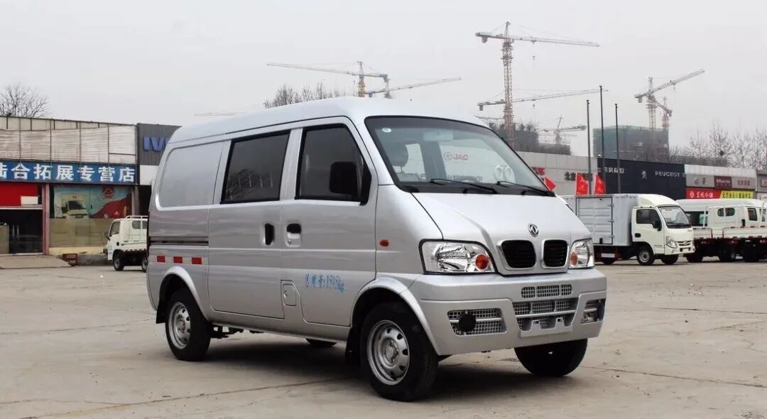 【图】东风小康 K05 69马力 1.0L 面包车_实拍图片_378435_卡车之家