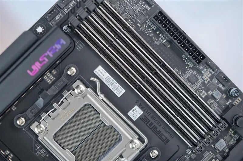 2000元以内没有敌手！iGame X870E ULTRA-S V14评测
